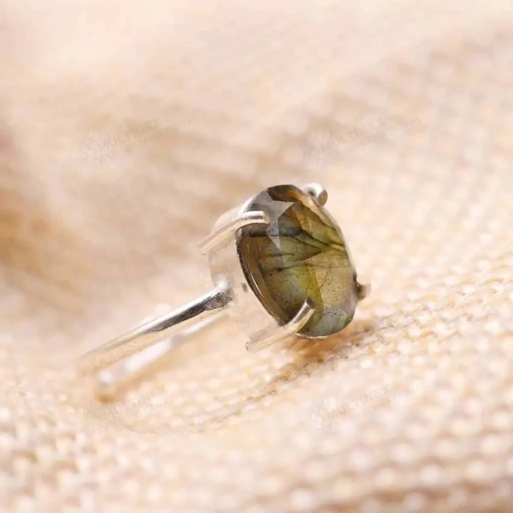 Labrodorite Ring - Multinex International (7).webp